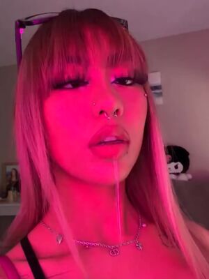 Rolling eyes Ahegao Asian Cum In Mouth