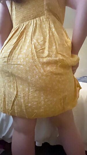 Short dress no panties ❤️🙃 I’ll be at target 💁🏻‍♀️