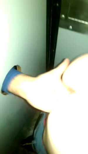 Wifesharing DontSlutShame Glory Hole Hotwife Housewife