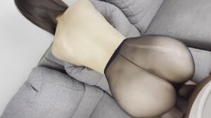 Booty jiggle