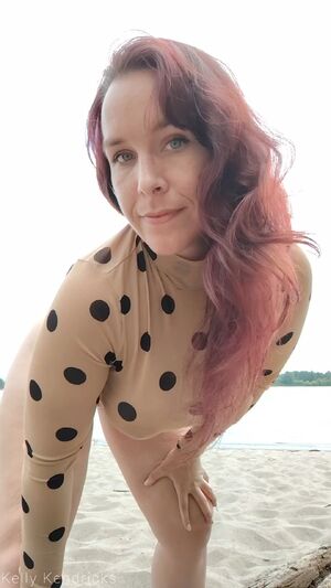 Thirty Plus Camgirl MILF Redhead Spanked