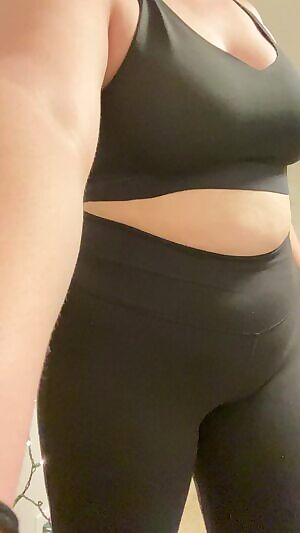 I tried posting this a bit ago, but the quality was awful. Here’s to hoping it goes better this time 🤞🏼 Hope you enjoy!