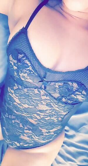 Found this video of me on my phone, 1during my lunch break. Now I'm horny. What would you like to do with me if you had me?