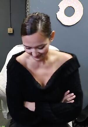 Geo Black Top Reveals Tan Line