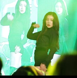 Red Velvet - Irene's Ass: Featuring 2D Irene & Yeri