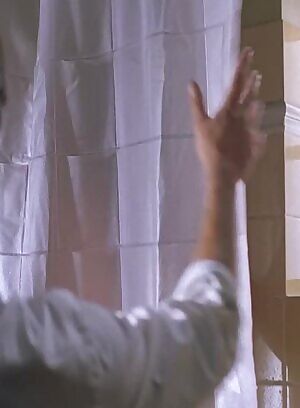 Debra Messing shower plot in The Wedding Date