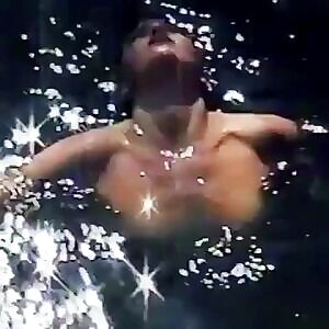 Kendall Jenner is going to drain many today after showing off her perfect tits