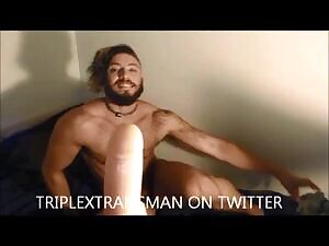 Who wants me to look at their cock just like this?