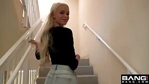 Emma Hix is drop dead gorgeous