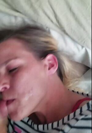 Amateur Blowjob and Facial