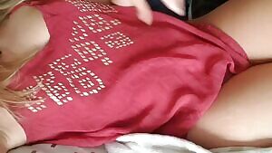 Let me make you cum daddy 😈💦 add me on happigirlie 💛❤