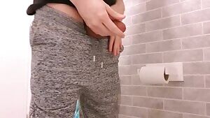 Peeing after an orgasm always feels so nice!