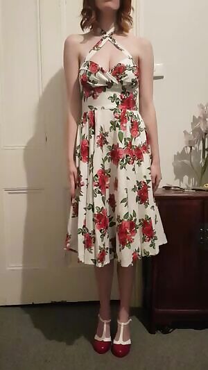 ulfilling all your pin-up fantasies and then some 😉