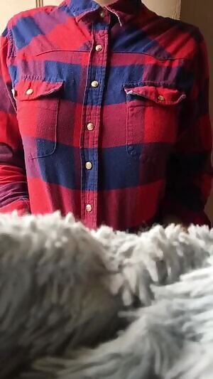 Let’s relax together 😉 Kik, Snap, GFE, & Fetish Friendly. First Time & My Birthday Specials 💕