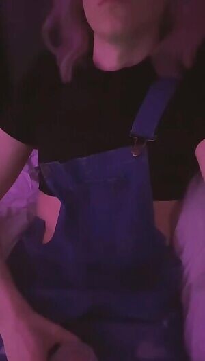 Cuming while watching anime 💦