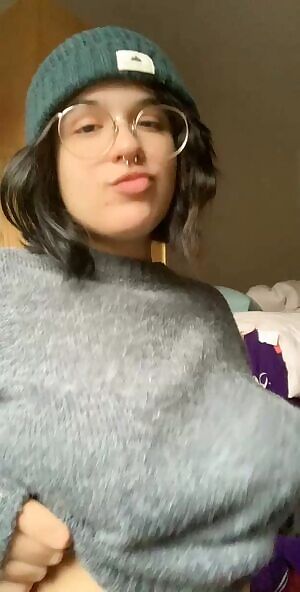 Love em emo with big fuckin tits