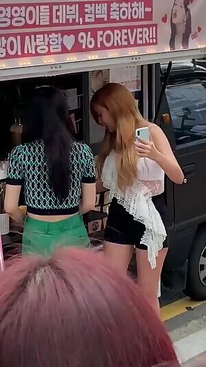 Red Velvet Joy + Apink Hayoung