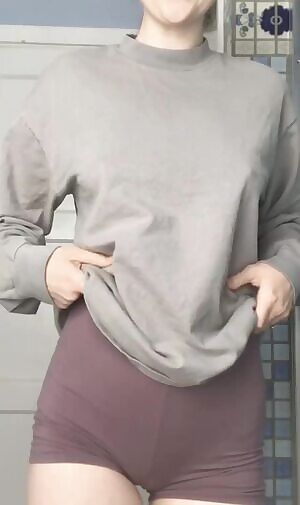 Post workout fuck on the counter?