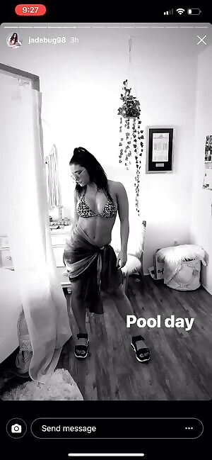 Jade Chynoweth bouncing & teasing