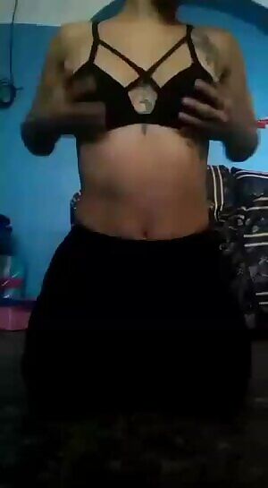 Get custom videos or photos / premades ones / skype session / a folder with sex videos + 40 photos / / Dick rate. Just dm me and ask! Public SC: Mariehflower19