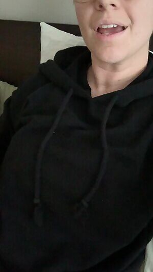 Decided to flash you all a smile this New Years 😉