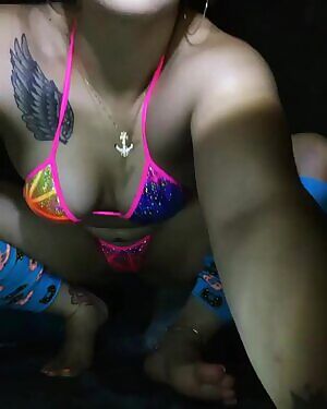 She arches them while she drops it