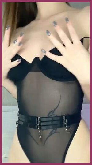 Cumwalk Cum Homemade Latina Sissy