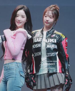 tripleS - Yooyeon & Hayeon