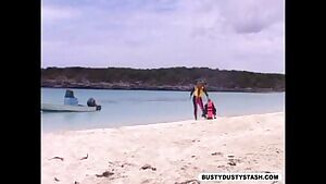 Seeing this on the beach is a dream