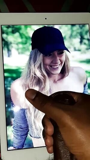 I love tributing peoples daughters/sisters..can do private tribs. Kik darkshaft77