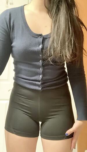 For all my small titty lovers out there 😝