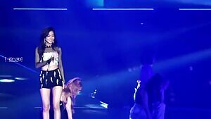 Blackpink - Jisoo & Rose