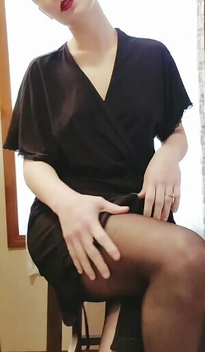 Does this make you cock throb? are you stroking your cock wishing it was you inside my tight, wet, and warm pussy? i want to know it all it makes my pussy fucking soaked just thinking about it. 😈