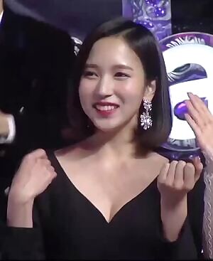 TWICE - Mina