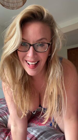 British Babes Big Tits Glasses Hourglass