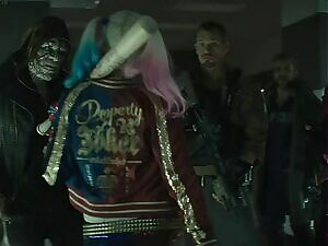 Margot Robbie back plot in 