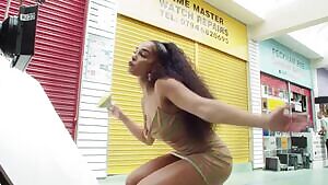 Jorja Smith - Be Honest music video