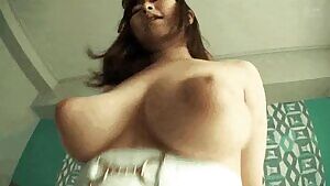 Bouncy Asian Boobies!