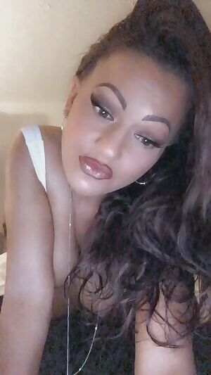 Feeling Sensual on this Sunday....which soon leads to being Erotic! 😉💋😘💋