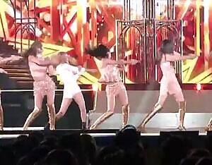 TWICe - Sana, Momo and Nayeon