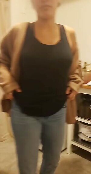 Gf first titty drop..be nice lol