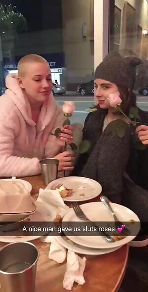 Pseudo Fellatio with Roses... u/liararoux