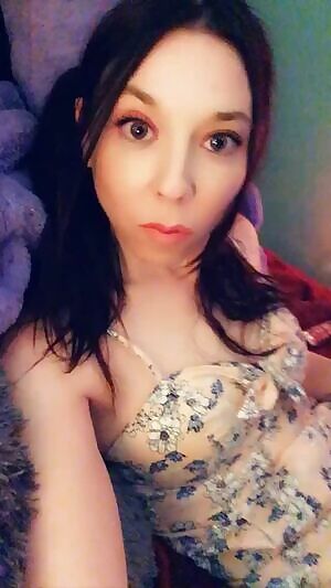 New light up dildo makes an appearance tonight💜