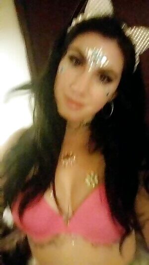 Returning to the room after my first night of edc! ❤️