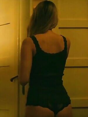Jennifer Lawrence with a great ass