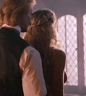 Elizabeth Hurley at 21