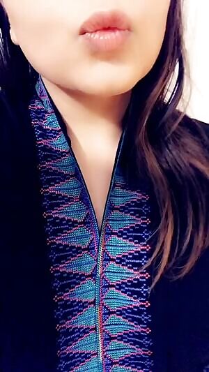 Peek-a-boo 🙈 🙉 🙊 Let your imagination run wild...