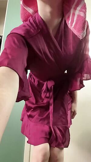 Who likes my new outit? it came with matching underwear...but i guess i forgot those 💜😈