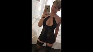 British escort Hannah Brooks accepts direct deposit