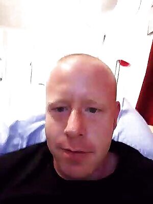 Playtime! Talk to me:)